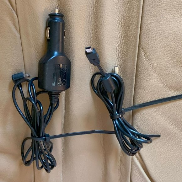 GARMIN NUVI 50LM PORTABLE GPS, NAVIGATION AID, WITH ACCESSORIES - Picture 5 of 5